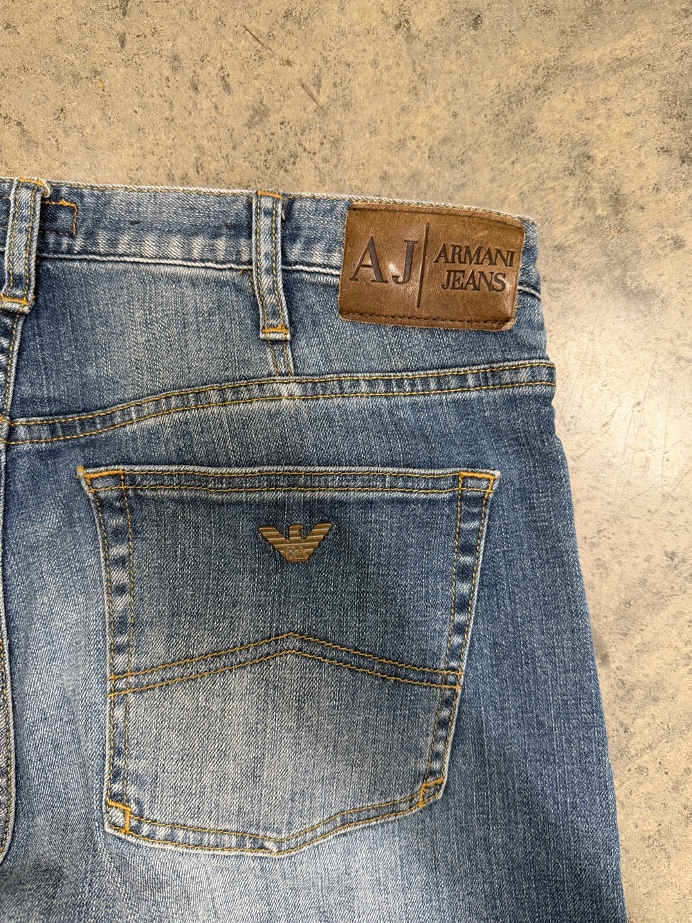 Armani Jeans Men's J21 Regular 34x30